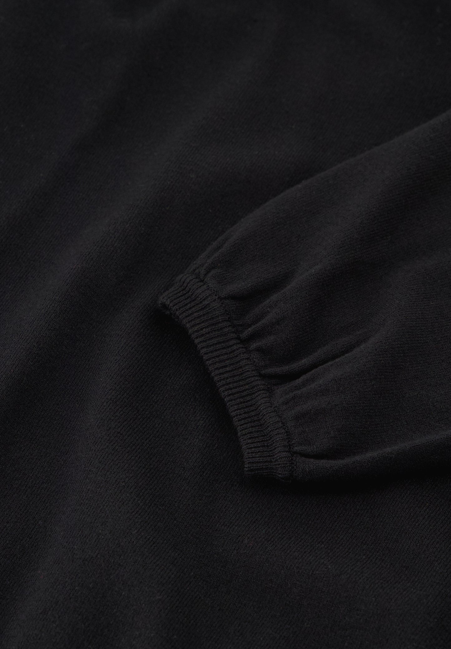 Molly Pullover Black