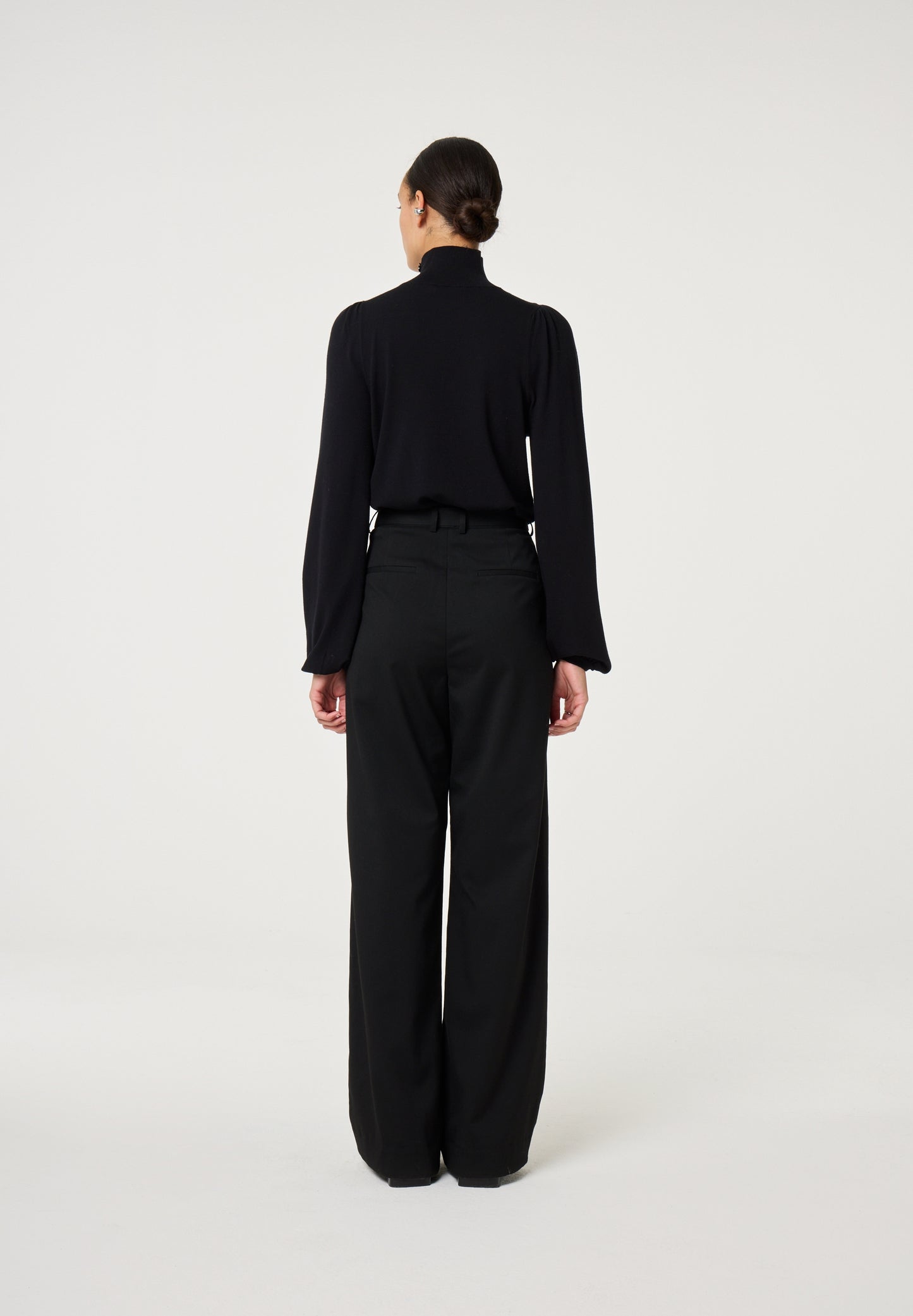 Molly Pullover Black