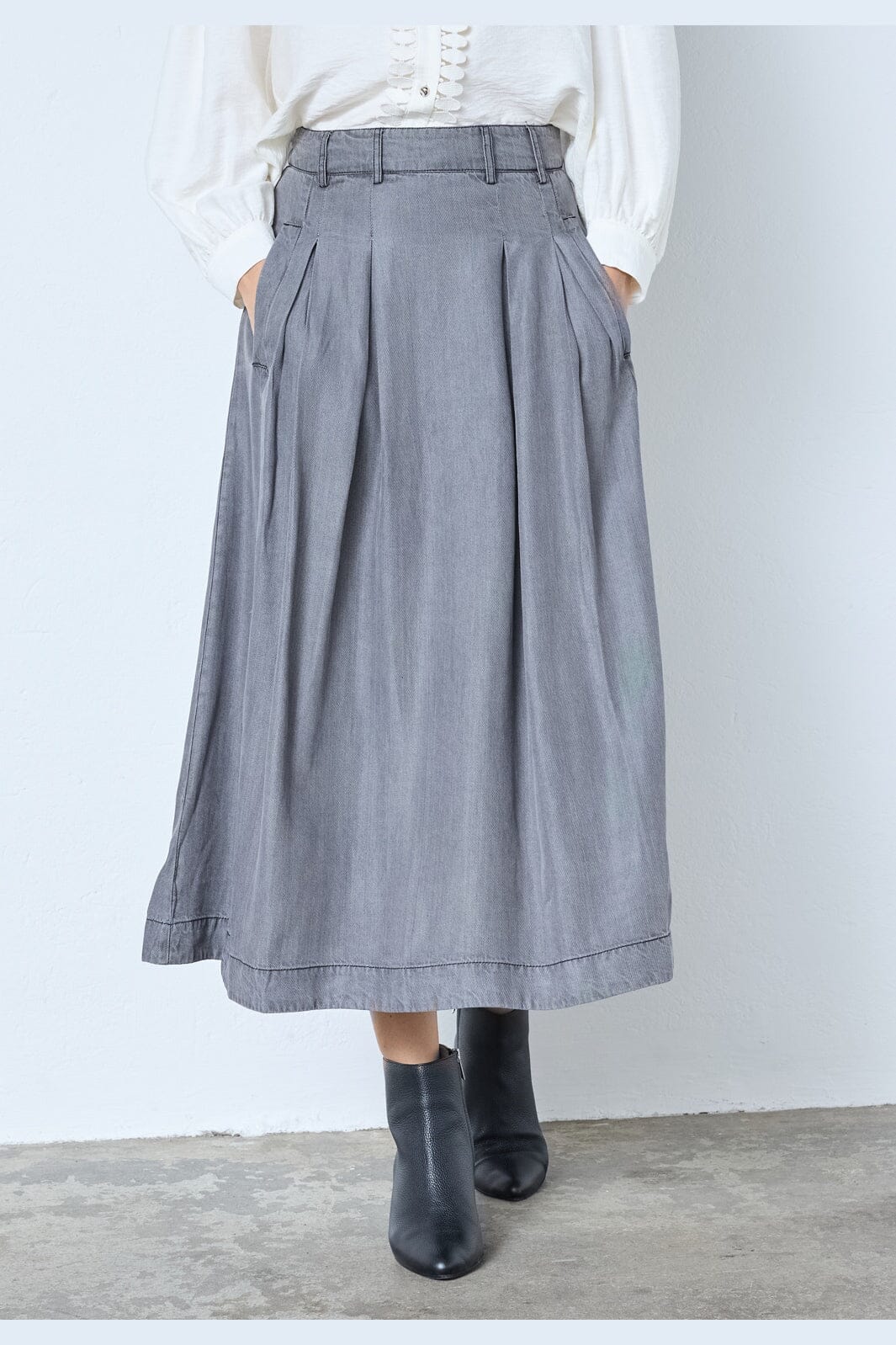 AnyaCC Denim Pleat Skirt