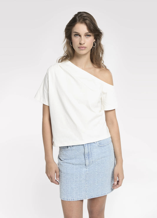 Off shoulder Top With Pleats