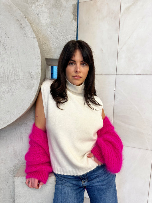 Fort Collins Sleeveless Turtleneck Jumper