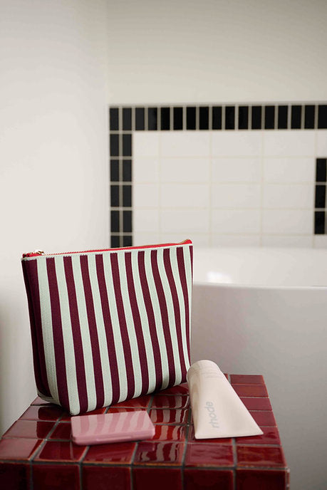 Toiletry Bay .Knitted Mist + Fig